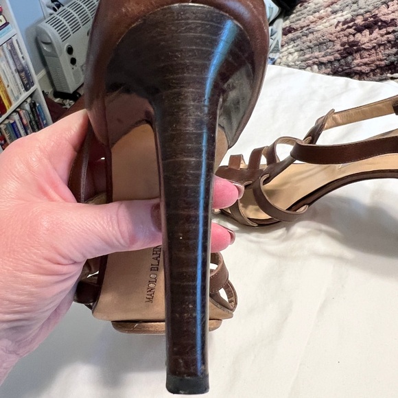 Manolo Blahnik brown heels Size 9/40 - Picture 3 of 9